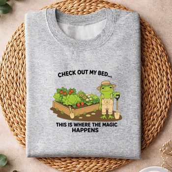 Alternative view of Frog Gardening SVG, Frog Check Out My Bed This Where The Magic Happens Gardener SVG PNG