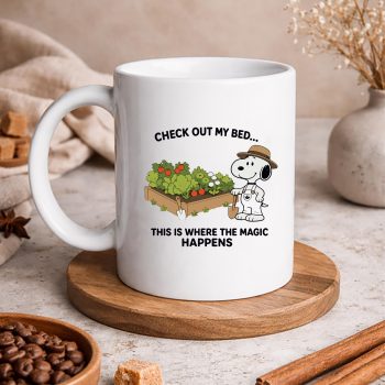 Snoopy Gardening SVG, Snoopy Check Out My Bed This Where The Magic Happens Gardener SVG PNG 5 SnoopyCheckOutMyBedThisWhereTheMagicHappensGardenermug