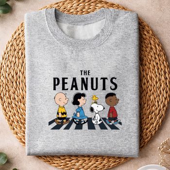 ThePeanutsWalkingTheBeatlessweater