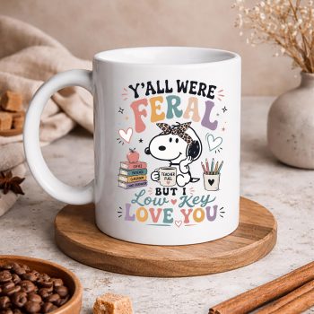 YallwereFeralButILowKeyLoveYouSnoopyIcedCoffeemug